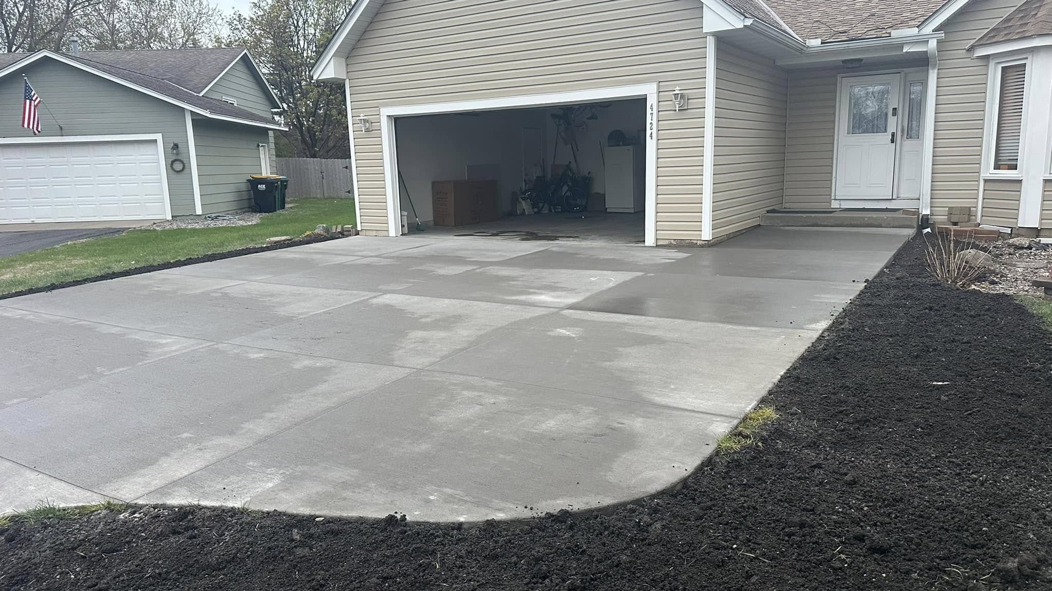 Muñoz Concrete LLC project photo - concrete work Central Minnesota